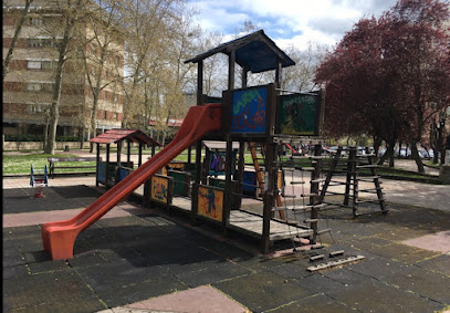 Imagen de Parque Infantil (Antigua Ikastola Olabide) situado en Vitoria-Gasteiz, Álava